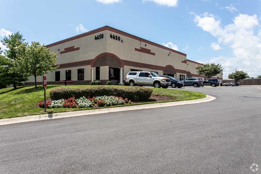4650 Wedgewood Blvd, Frederick, MD à louer - Photo de l’immeuble – Image 2 sur 5