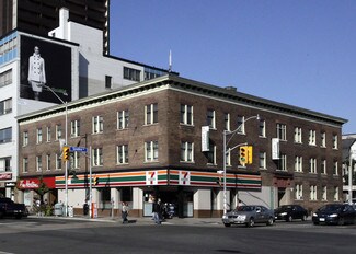 Plus de détails pour 2 Spadina Rd, Toronto, ON - Local commercial à louer