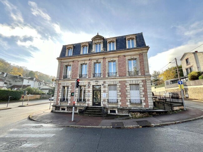 Plus de détails pour Bureau à vendre