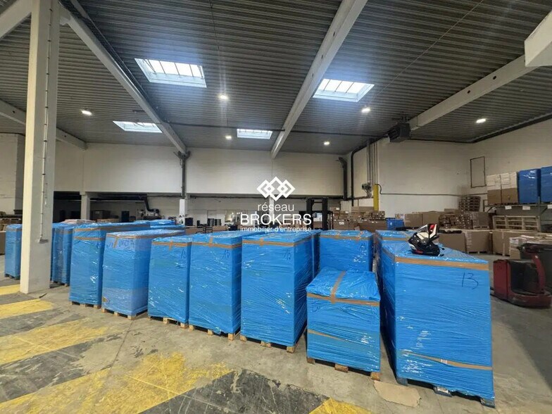 Industriel/Logistique dans Goussainville à louer - Photo de l’immeuble – Image 2 sur 7