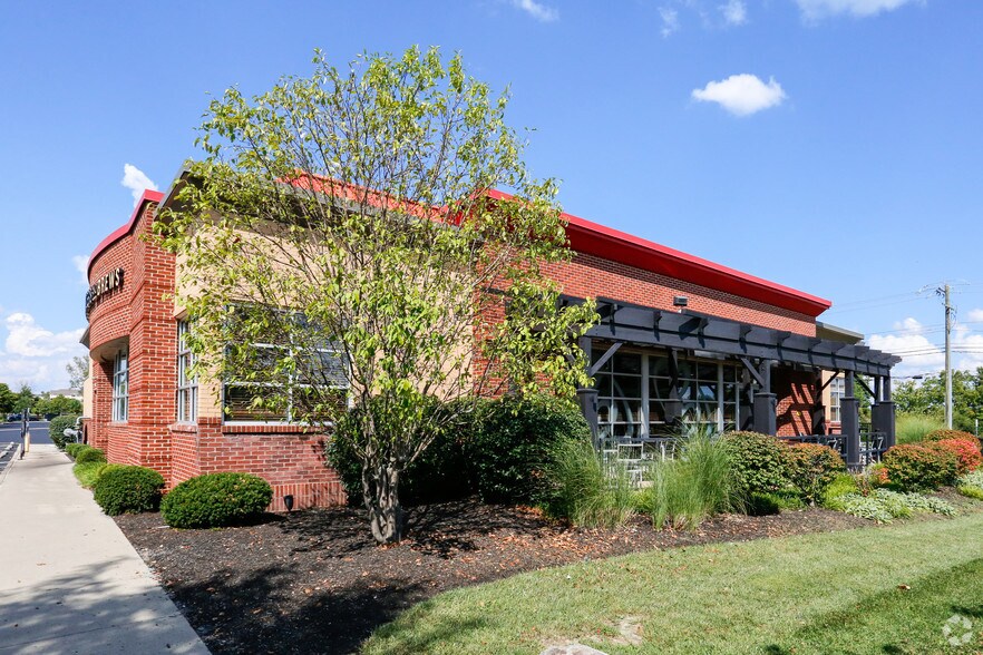 5013 Bowen Dr, Mason, OH à louer - Photo de l’immeuble – Image 3 sur 15