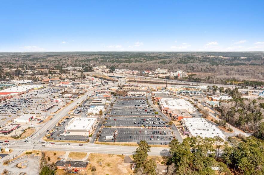 195 Tom Hill SR Blvd, Macon-Bibb, GA à louer - Photo de l’immeuble – Image 3 sur 41