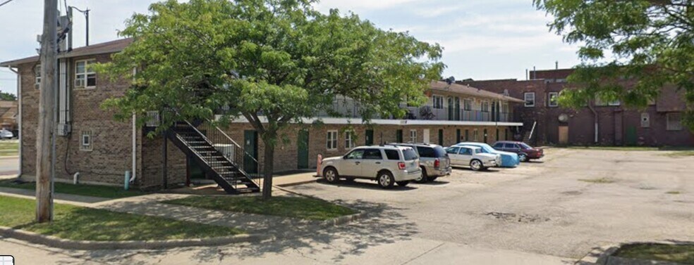 512 S 5th Ave, Maywood, IL à vendre - Photo de l’immeuble – Image 2 sur 6