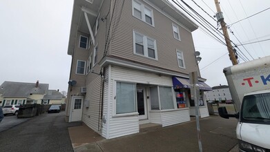 626-630 Central Ave, Pawtucket, RI à louer Photo intérieure– Image 1 sur 4