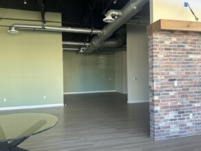 2450 E Main St, League City, TX à louer Photo de l’immeuble– Image 1 sur 2