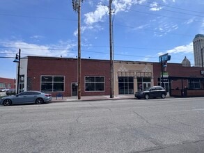 416-420 E 2nd St, Tulsa, OK à louer Photo de l’immeuble– Image 1 sur 7