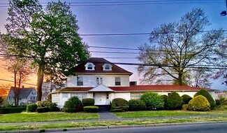 Plus de détails pour 2470 North Ave, Bridgeport, CT - Local commercial à vendre