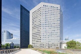 Plus de détails pour 1 Place Des Degrés, Puteaux - Bureau à louer