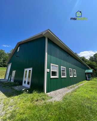 Plus de détails pour 52 Vfw Dr, Hyde Park, VT - Local d'activités à louer