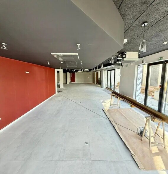 48 Avenue Des Champs Pierreux, Nanterre à louer - Photo de l’immeuble – Image 2 sur 5