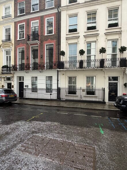 45 Clarges St, Londres à louer - Photo de l’immeuble – Image 3 sur 14