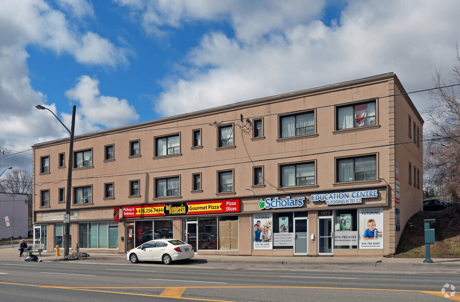 1566-1574 Avenue Rd, Toronto, ON à louer - Photo de l’immeuble – Image 2 sur 8