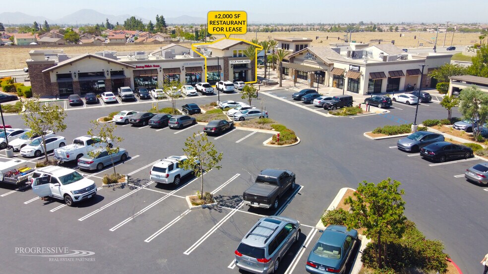 16938 S Highland Ave, Fontana, CA à louer - Photo de l’immeuble – Image 2 sur 9