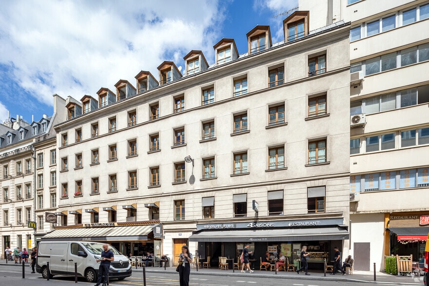 92-98 Rue De Provence, Paris à louer - Photo de l’immeuble – Image 3 sur 14