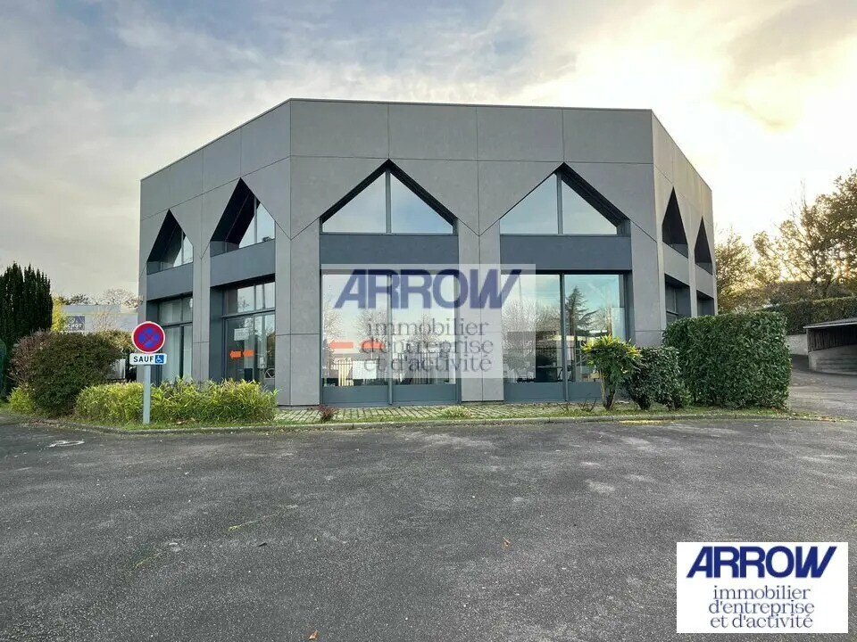 Local d’activités dans Bouguenais à louer Photo de l’immeuble– Image 1 sur 5