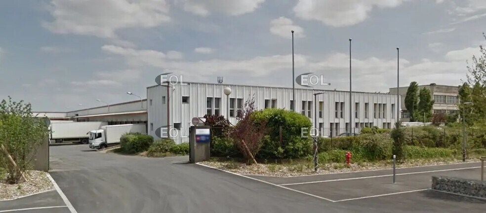 Industriel/Logistique dans Chilly-Mazarin à louer - Photo de l’immeuble – Image 2 sur 9