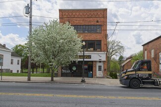 Plus de détails pour 143 Broadway, Fort Edward, NY - Local commercial à vendre
