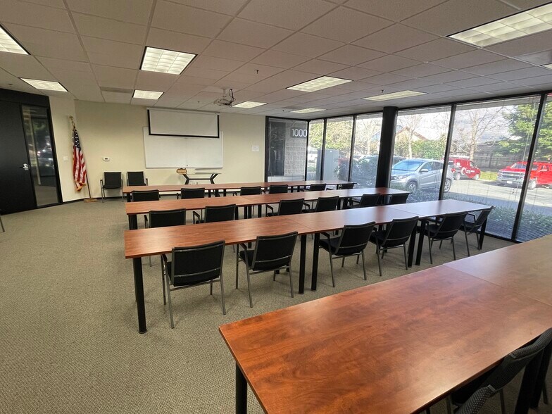 1000 Apollo Way, Santa Rosa, CA à louer - Photo de l’immeuble – Image 2 sur 7