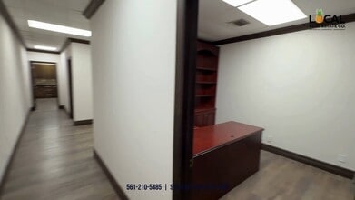 404-414 S Powerline Rd, Deerfield Beach, FL à louer - Vidéo sur l’annonce professionnelle