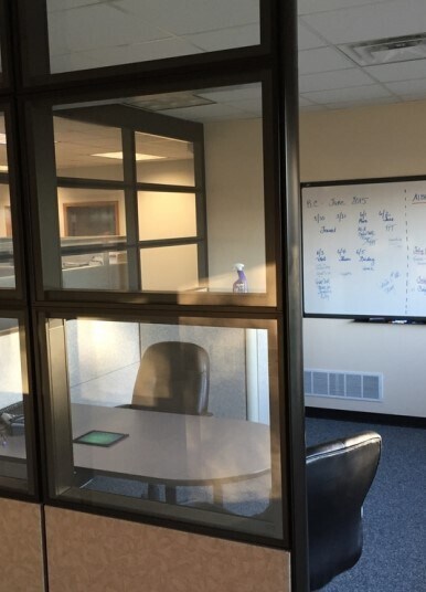 721 Cornerstone Xing, Waterford, WI à vendre - Photo intérieure – Image 2 sur 25