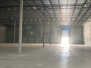 2578 Discovery Hills Pky, Brookshire, TX à vendre Photo intérieure– Image 2 sur 5