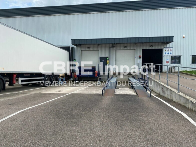 14 Rue De L'Ingenieur Bertin, Longvic à louer - Photo de l’immeuble – Image 3 sur 11