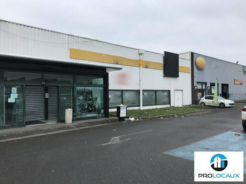 Local commercial dans Pont-Sainte-Maxence à louer - Photo de l’immeuble – Image 1 sur 3