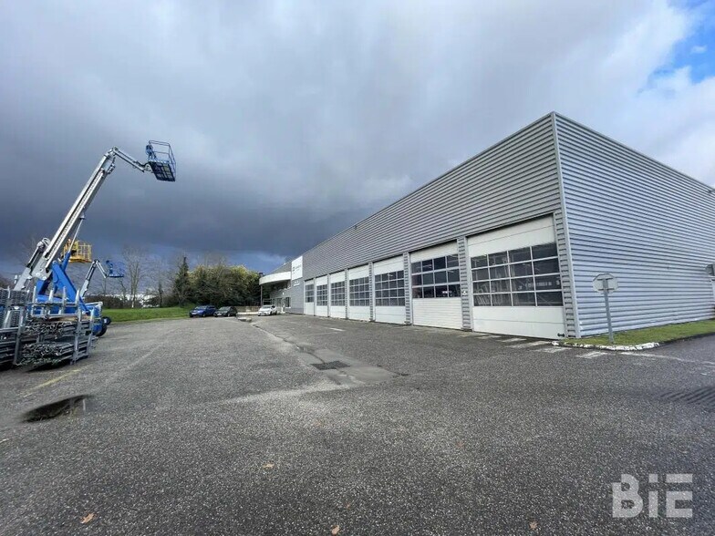 Bureau dans Mérignac à louer - Photo de l’immeuble – Image 3 sur 14