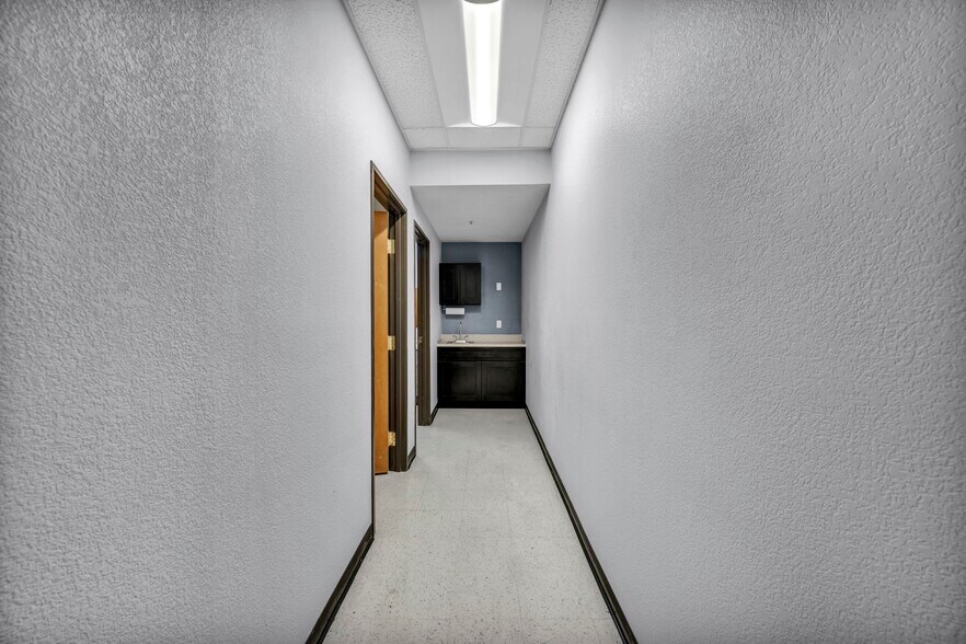 2245 Meridian Blvd, Minden, NV à louer - Photo de l’immeuble – Image 3 sur 20