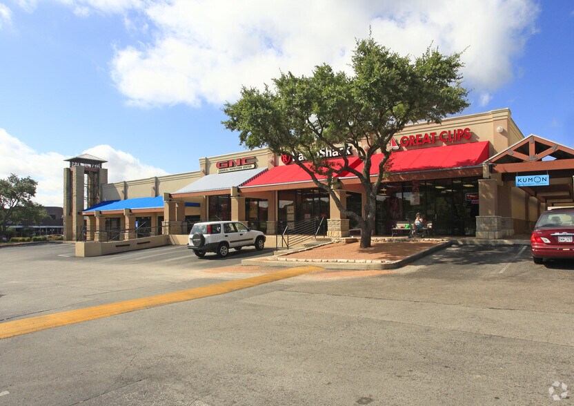 3563 Far West Blvd, Austin, TX à louer - Photo de l’immeuble – Image 3 sur 12