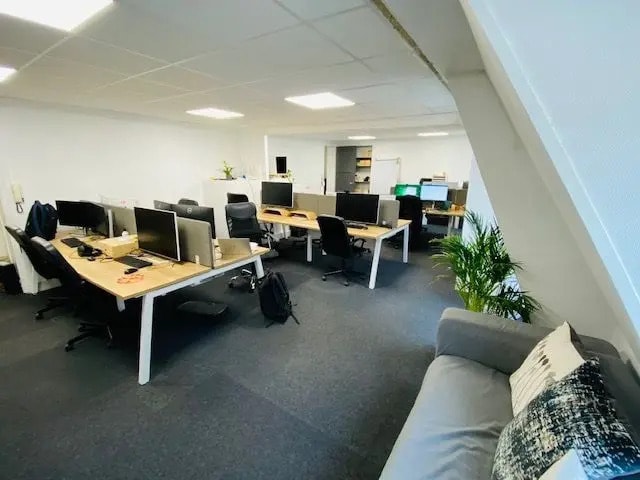 Bureau dans Paris à louer - Photo de l’immeuble – Image 2 sur 4