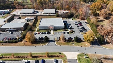 3064 Salem Industrial Dr, Winston-Salem, NC à louer Photo intérieure– Image 2 sur 4