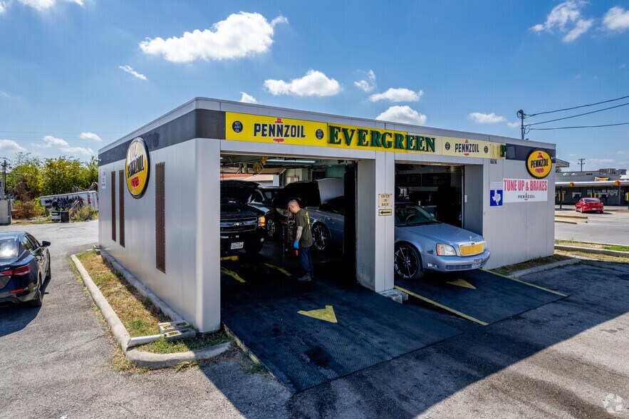 6616 Fm 78, San Antonio, TX à louer - Photo principale – Image 3 sur 10