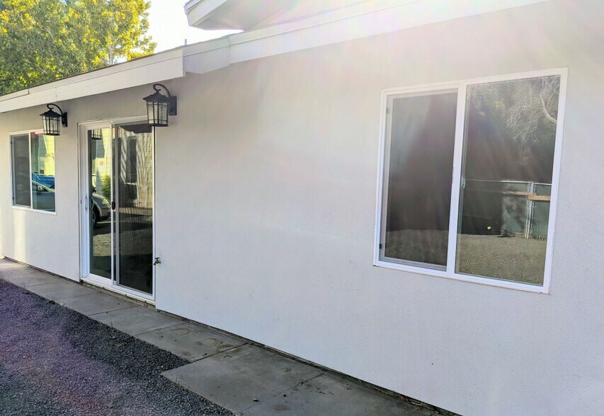 1330 Mangrove Ave, Chico, CA à louer - Photo de l’immeuble – Image 3 sur 7