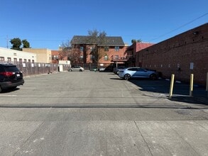 649 Pacific Ave, Alameda, CA à louer Photo intérieure– Image 2 sur 11