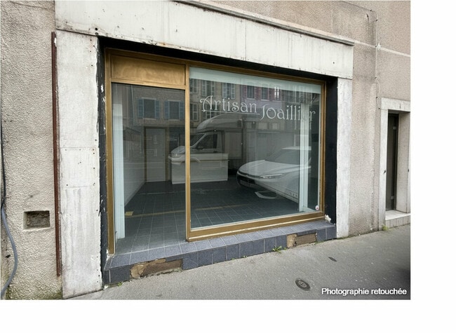 Plus de détails pour Local commercial à louer