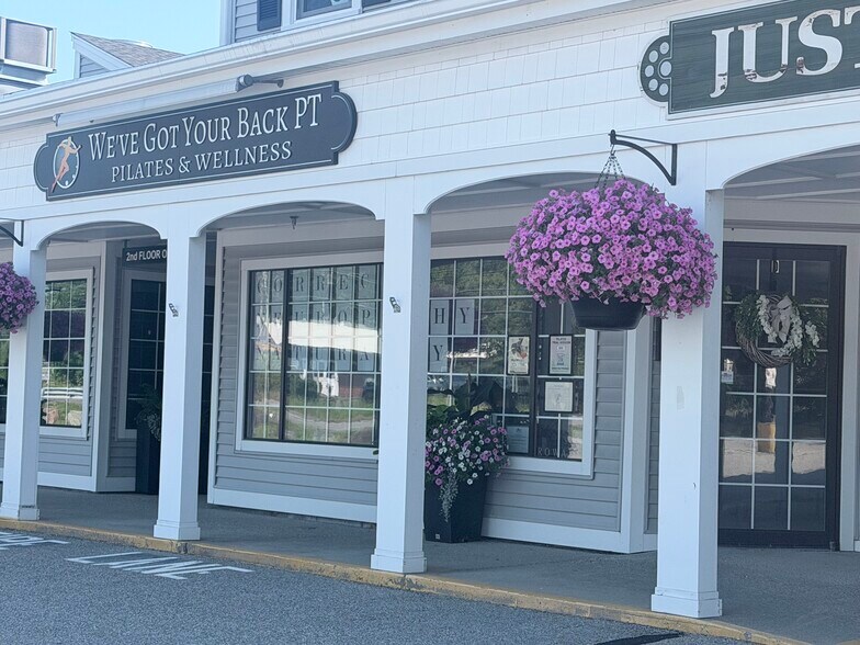 137 Epping Rd, Exeter, NH à louer - Photo de l’immeuble – Image 2 sur 9