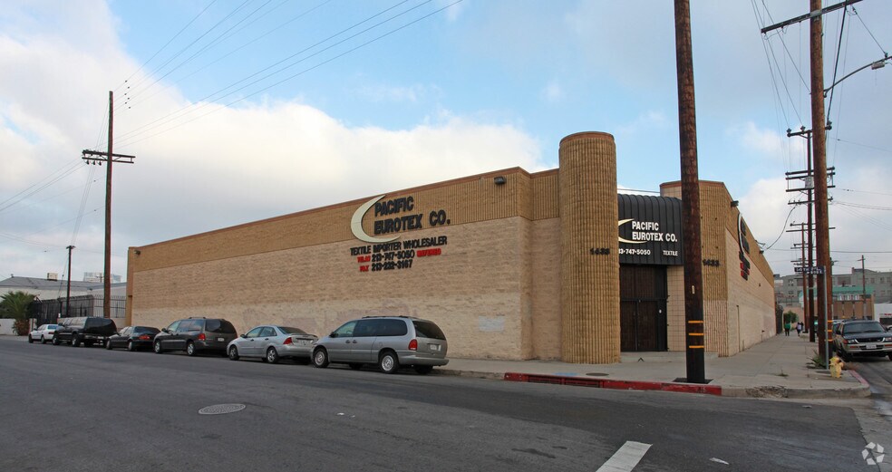 DTLA Manufacturing/Warehouse w/ Parking portefeuille de 2 biens à vendre sur LoopNet.fr - Photo principale – Image 2 sur 23