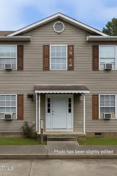 1121 Jackson St, Burlington, NC à vendre - Photo principale – Image 1 sur 9
