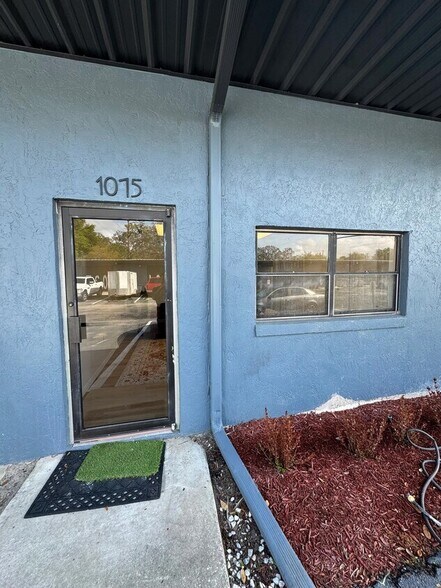 1511 Seminola Blvd, Casselberry, FL à louer - Photo de l’immeuble – Image 2 sur 16