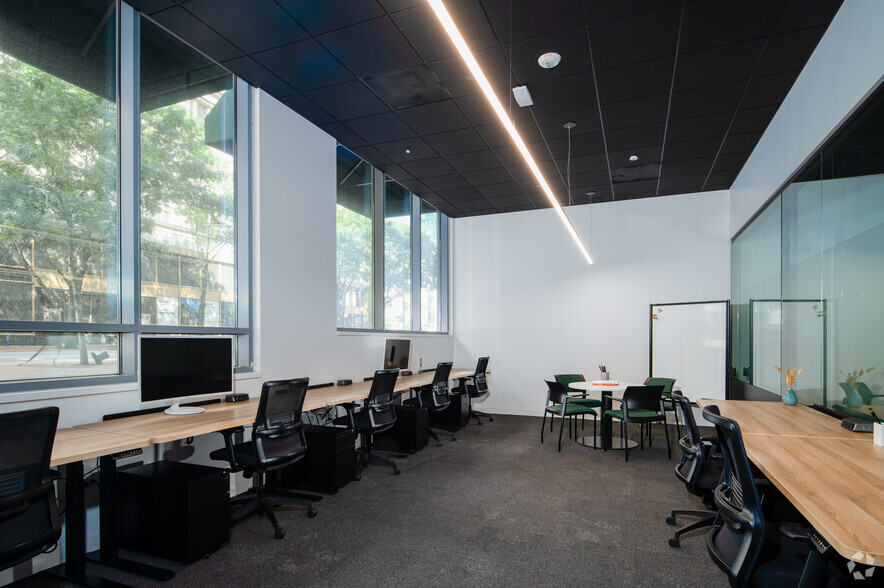 702 Houston St, Fort Worth, TX à louer - Photo intérieure – Image 3 sur 33
