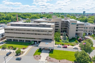 Plus de détails pour 299 Carew St, Springfield, MA - Bureau/Médical à louer