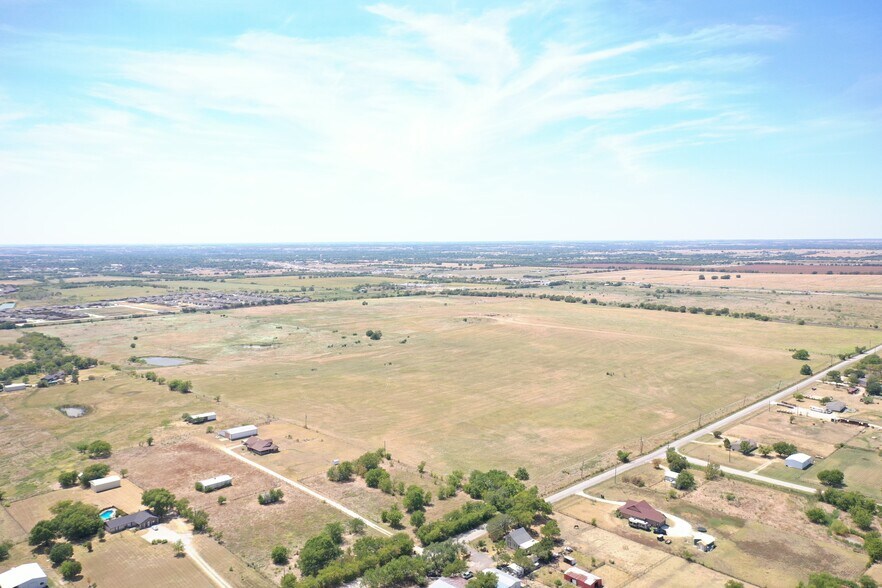 Lois Road Rd, Sanger, TX à vendre - Photo principale – Image 2 sur 6
