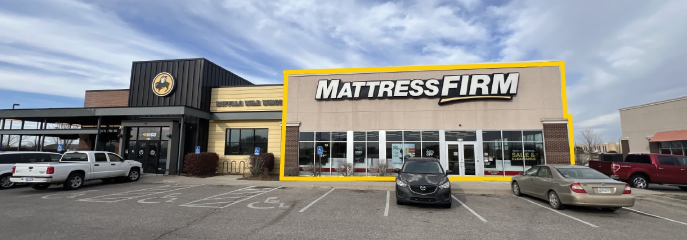 1710-1712 N Waldron St, Hutchinson, KS à louer Photo intérieure– Image 1 sur 1