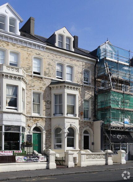 61 Church Rd, Hove à louer - Photo de l’immeuble – Image 2 sur 2