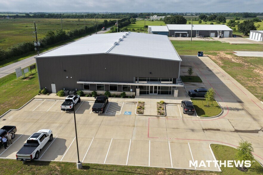30011 Binford Park Rd, Waller, TX à louer - Photo de l’immeuble – Image 2 sur 3
