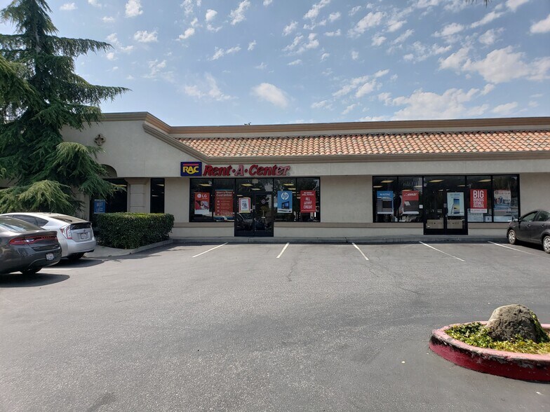 984-994 W El Camino Real, Sunnyvale, CA à louer - Photo de l’immeuble – Image 3 sur 4
