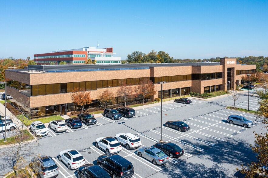 2505 Lord Baltimore Dr, Wilford Mill, MD à louer - Photo de l’immeuble – Image 2 sur 19