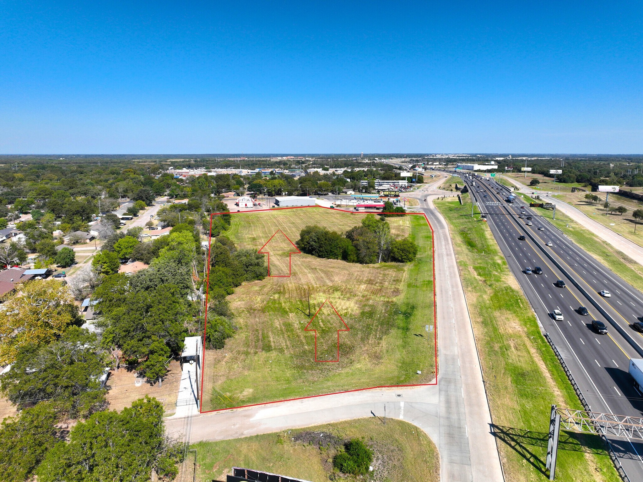 SWC Interstate Highway 35E & East Crestview Drive, Lacy-Lakeview, TX à vendre Photo principale– Image 1 sur 25