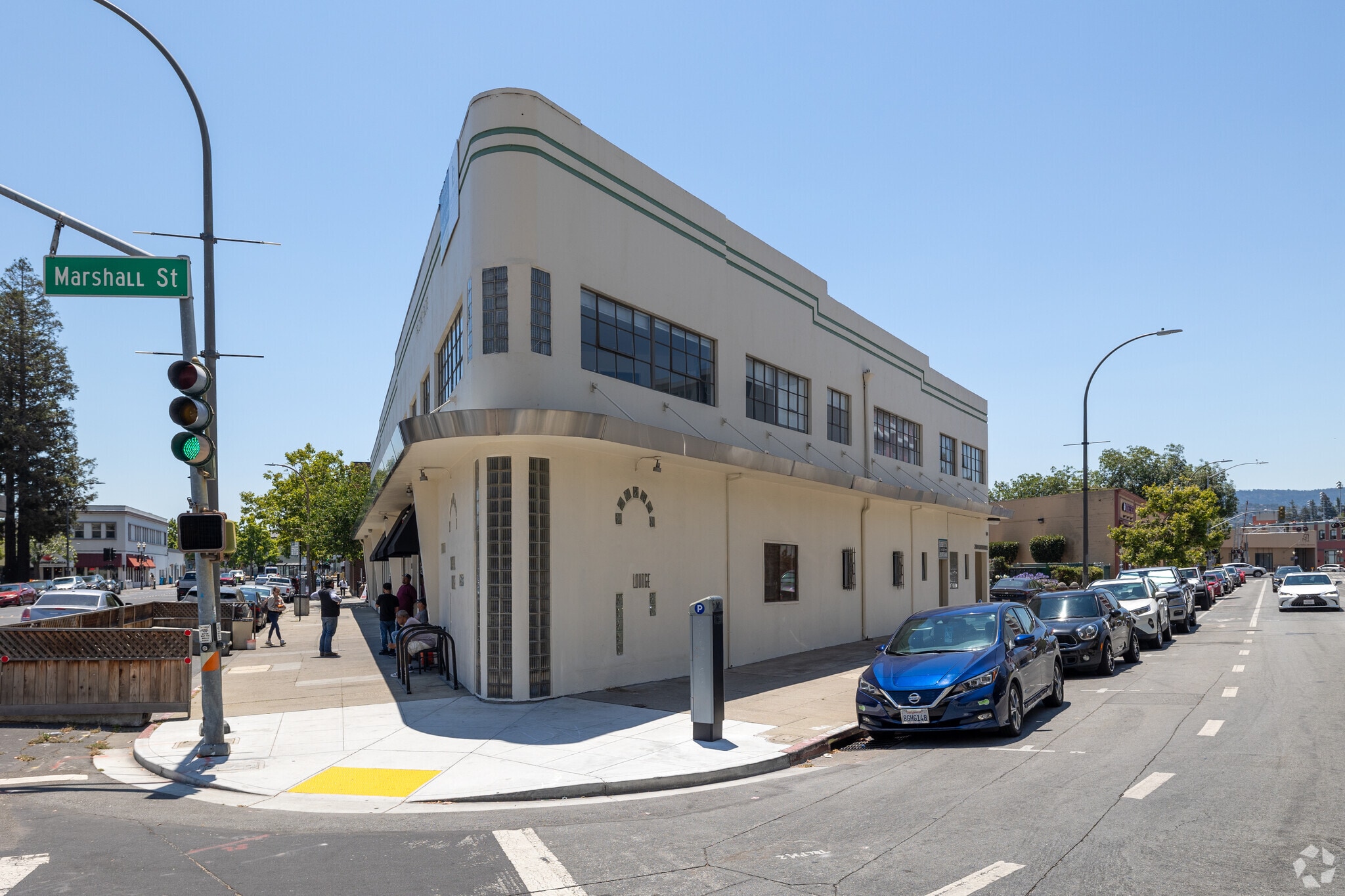 700-710 Winslow St, Redwood City, CA à louer Photo principale– Image 1 sur 12